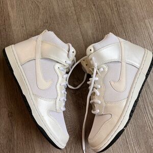 Women's Nike Dunk High Skinny Pearl White Sneakers Sz 7